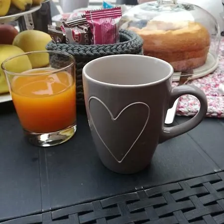 منزل ريفي Cascina Roella Monforte dʼAlba