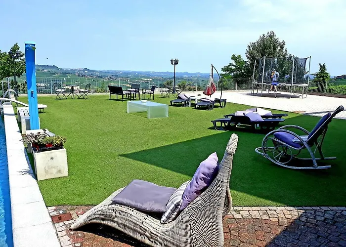 Cascina Roella Landhaus Monforte dʼAlba